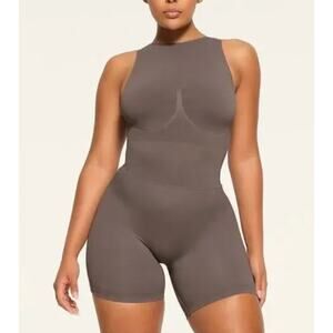 Skims Contour Lounge Bodysuit New with tags Size XXS / XS
